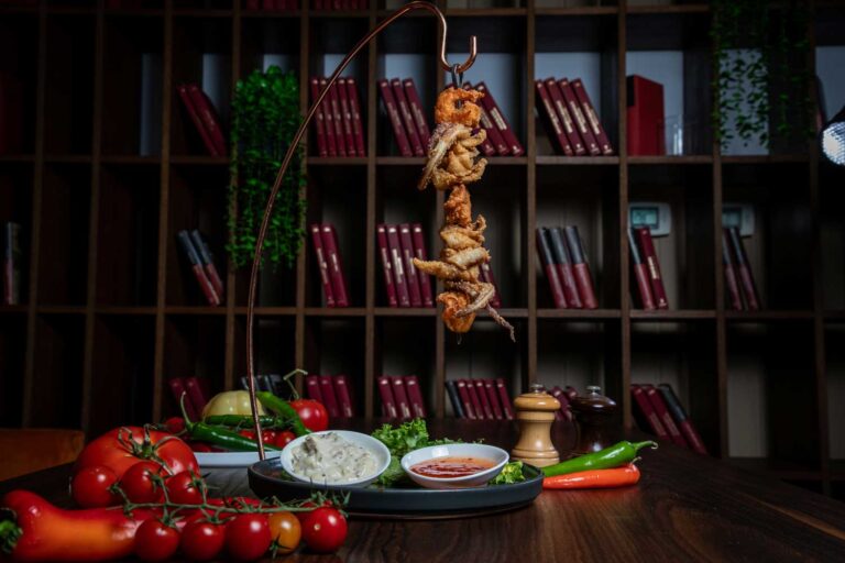 Salty Calamari & Shrimps / Calamari și creveți prăjiți