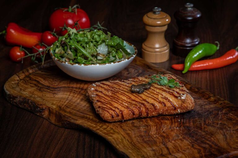 Royal Gordon Bleu / Cotlet de porc cu trufe și șuncă Praga